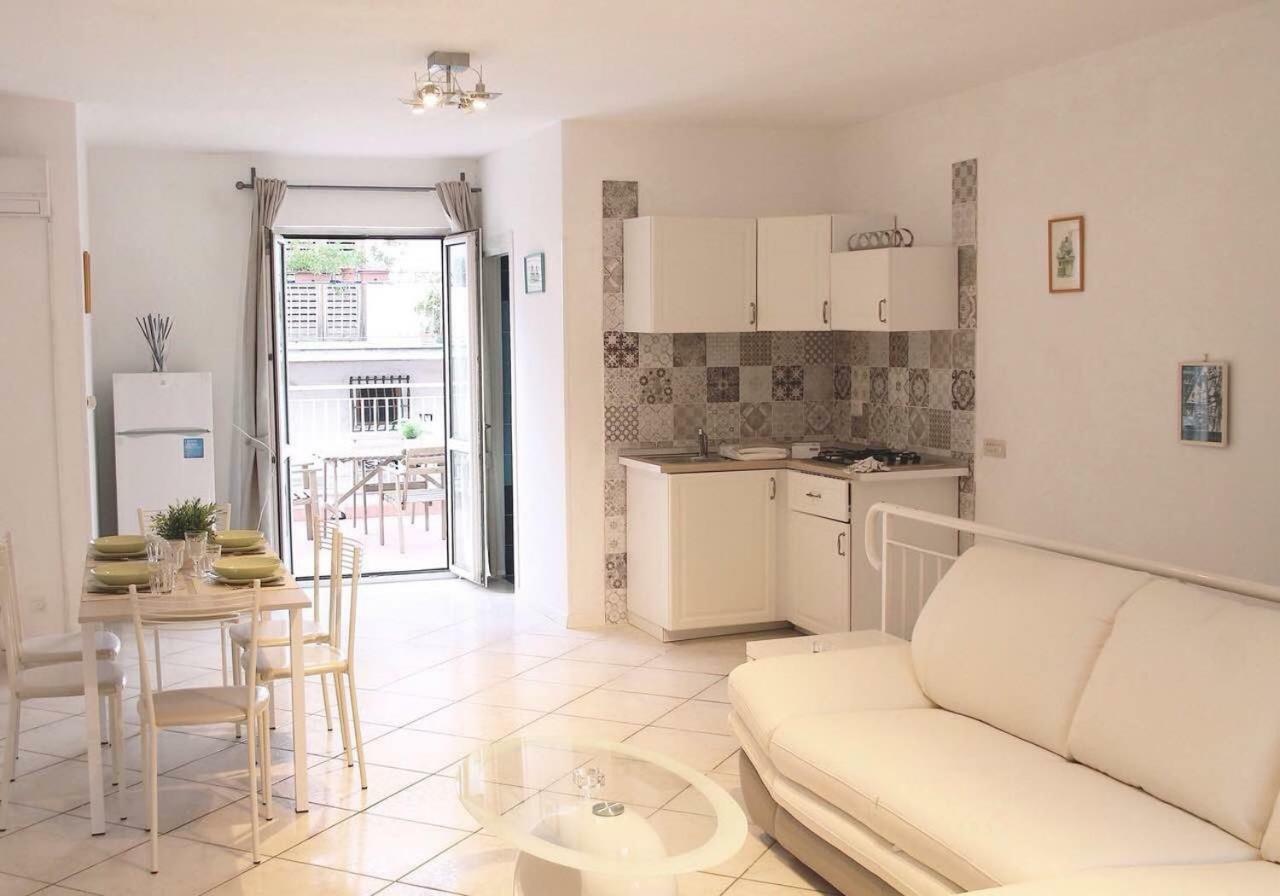 Cozy Sorrento Studio Екстериор снимка